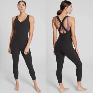 Athleta Formation Bodysuit in Powervita Size Small